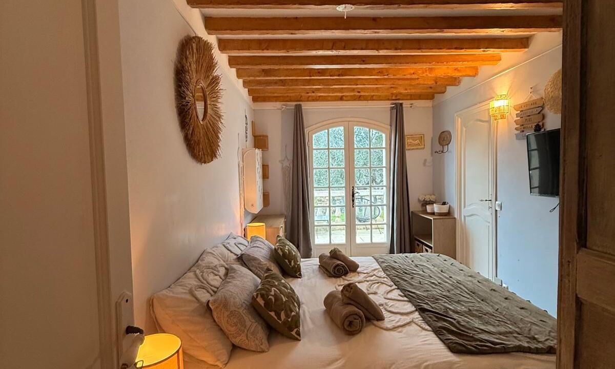 Photo of Bedroom in Evenos