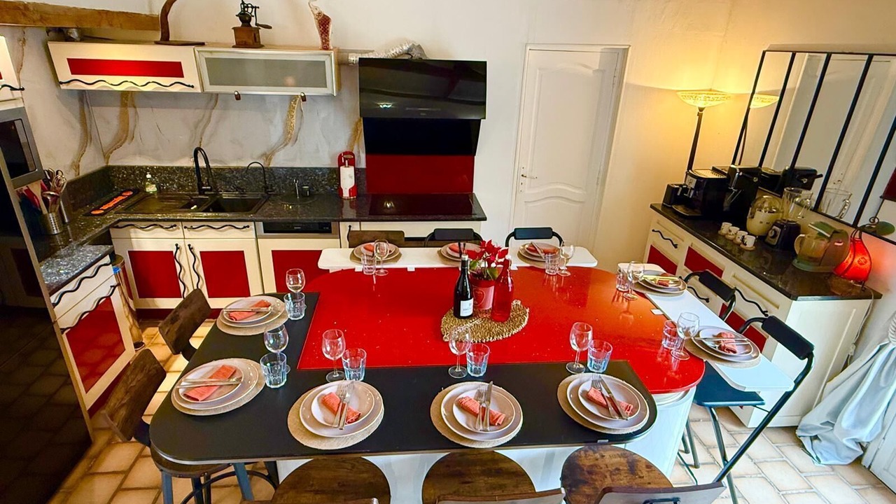 Photo of Kitchen in Evenos