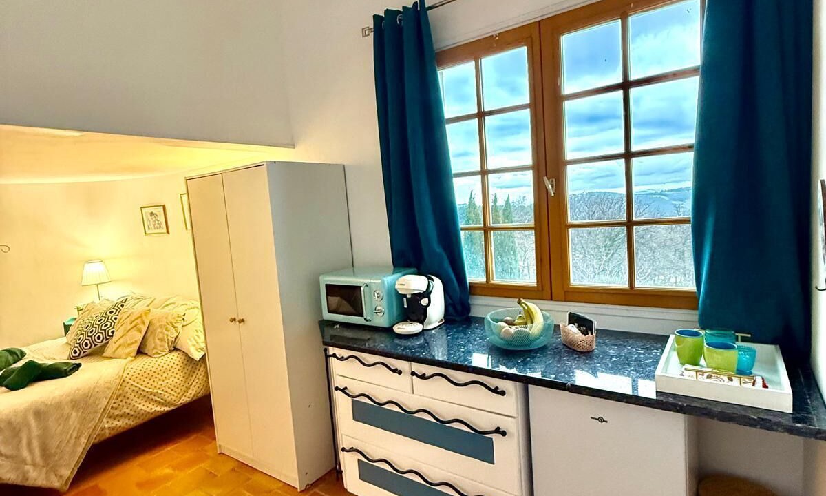 Photo of Bedroom in Evenos