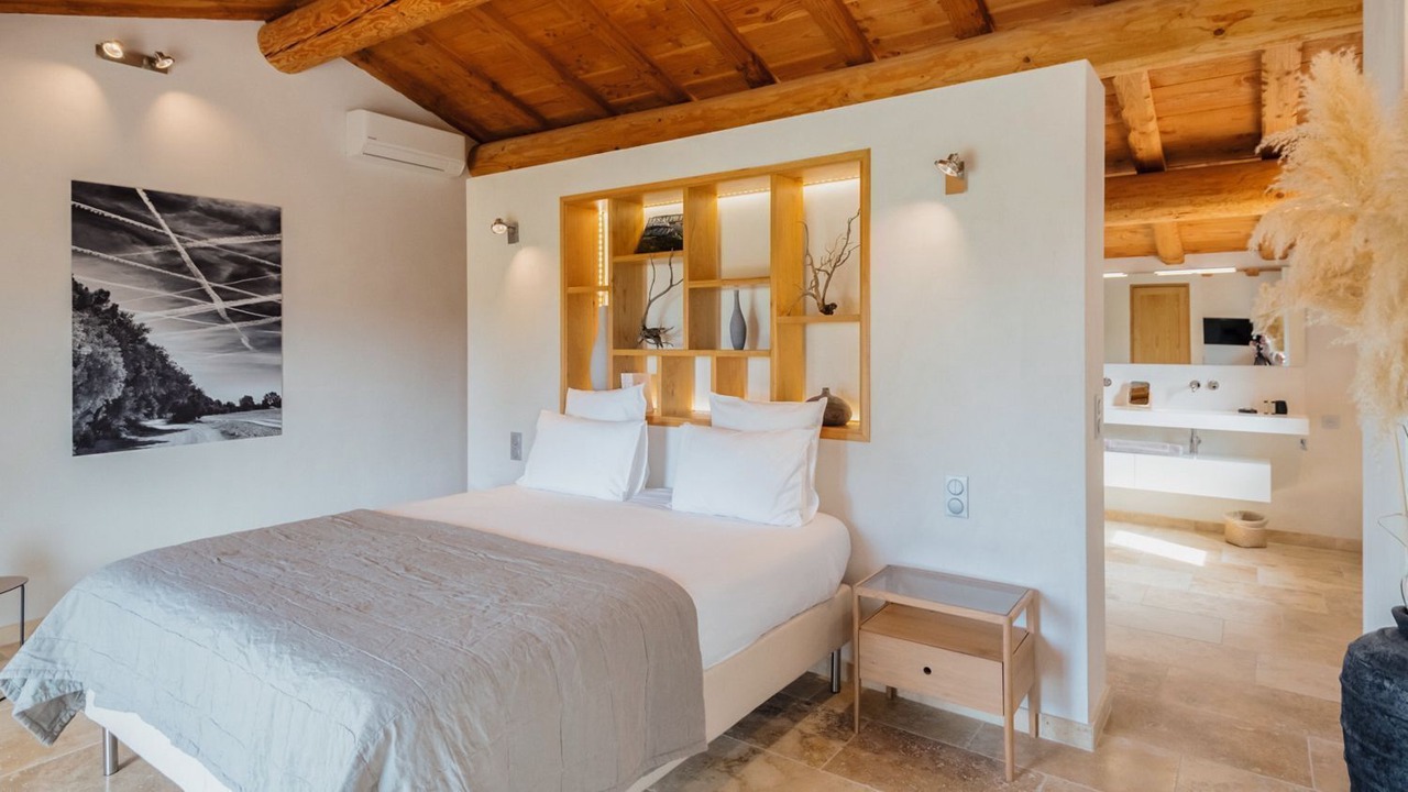 Photo of Bedroom in Maussane-les-Alpilles