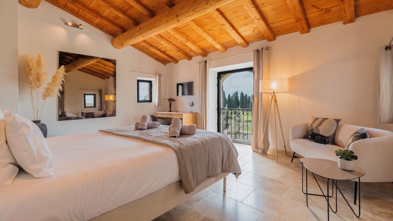 Photo of Bedroom in Maussane-les-Alpilles