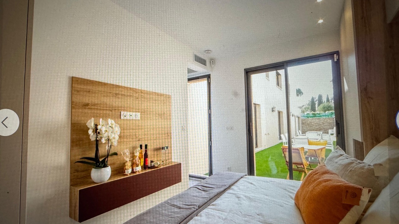 Photo of Bedroom in Guerrevieille