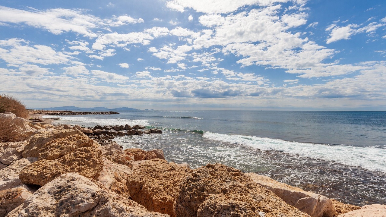 Photo of Others in Ensues-la-Redonne
