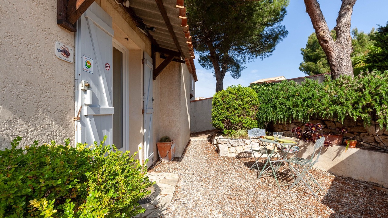 Photo of Outdoor in Ensues-la-Redonne