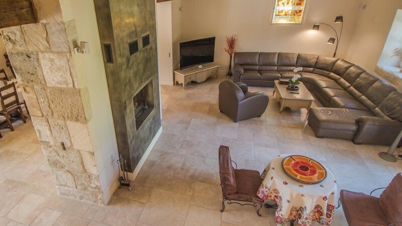Photo of Livingroom in Saint-Etienne-du-Gres