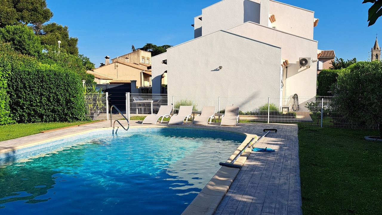 Photo of Outdoor in Garons