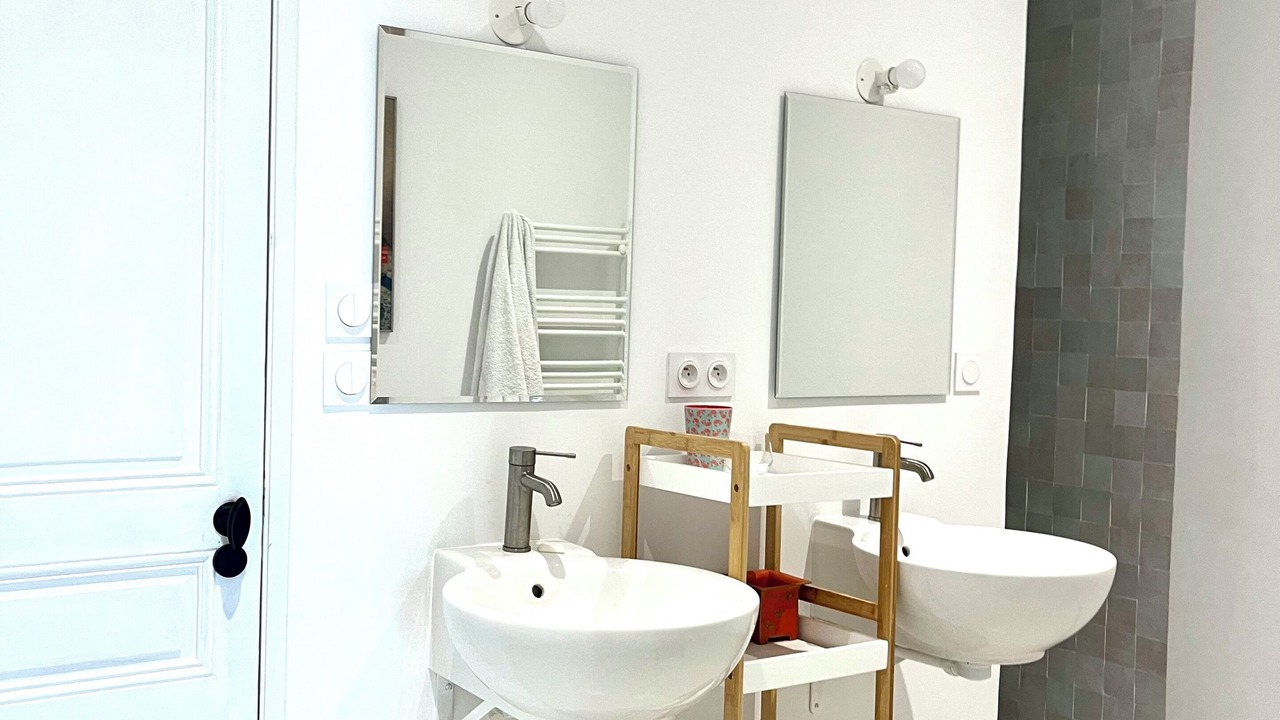 Photo of Bathroom in Verquieres