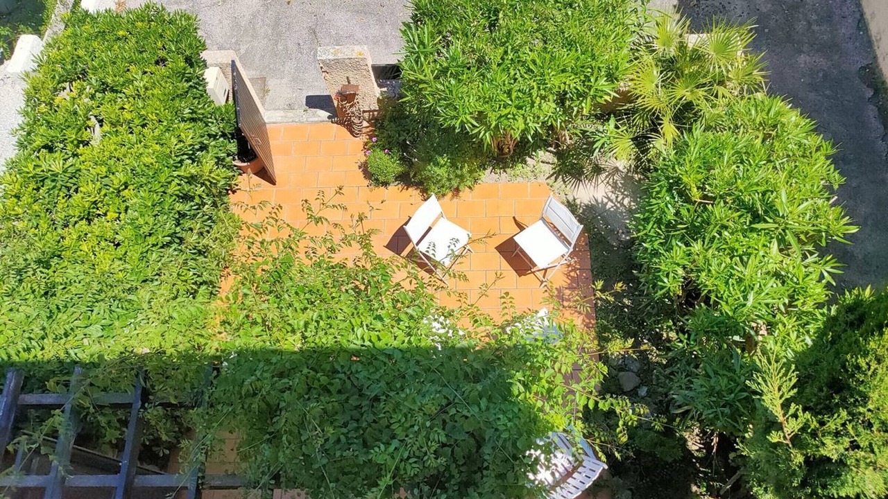 Photo of Patio Balcony in Les Arenes