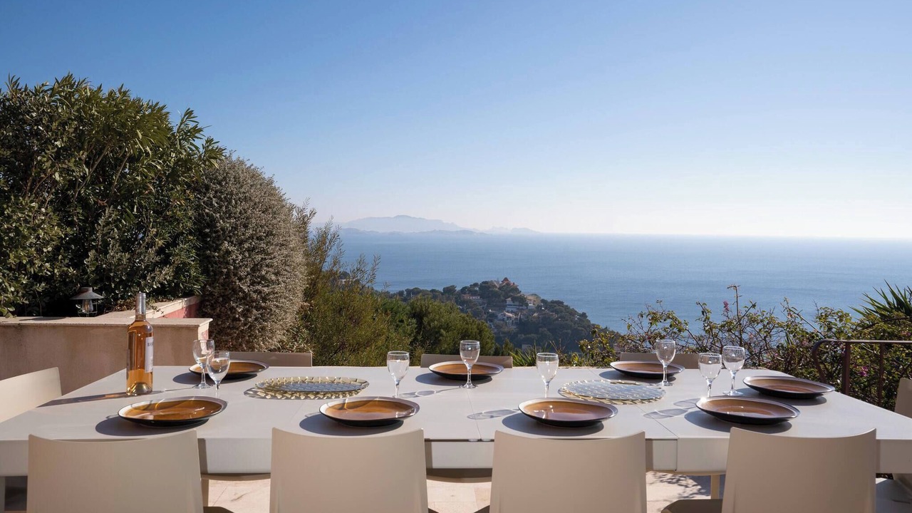 Photo of Outdoor in Ensues-la-Redonne