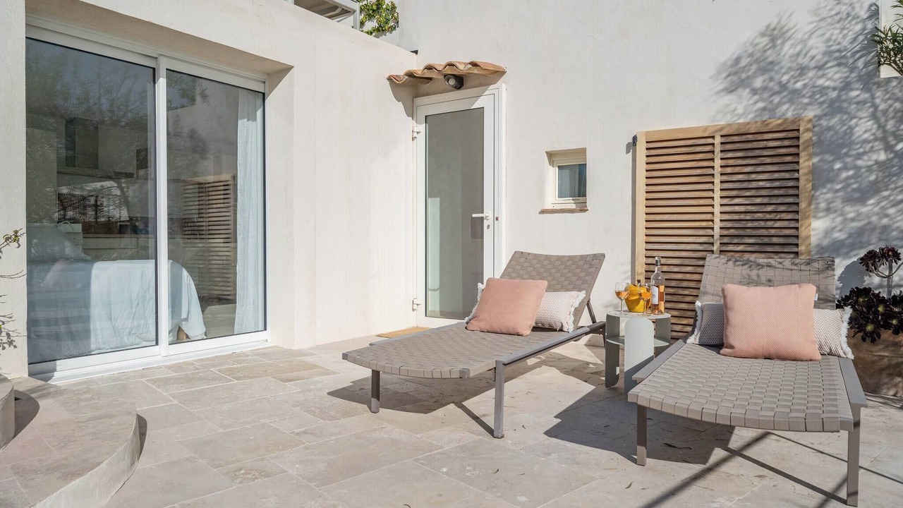 Photo of Patio Balcony in Ensues-la-Redonne