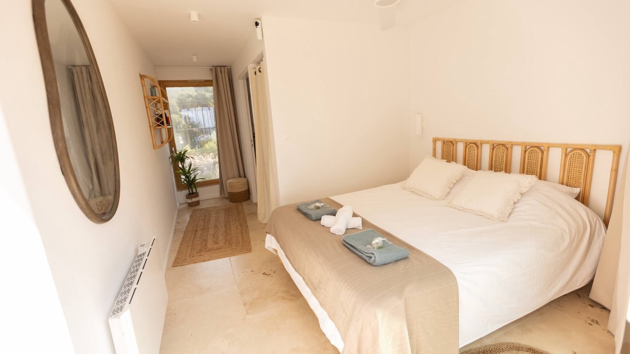 Photo of Bedroom in Carry-le-Rouet