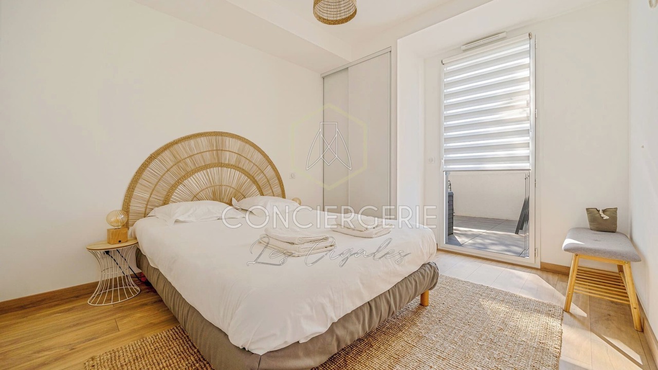 Photo of Bedroom in Carry-le-Rouet
