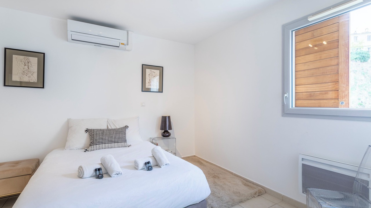 Photo of Bedroom in Palais de justice