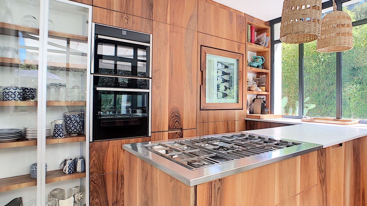 Photo of Kitchen in California - Pezou