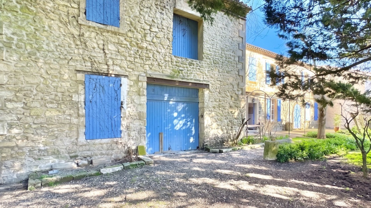 Photo of Others in Albaron
