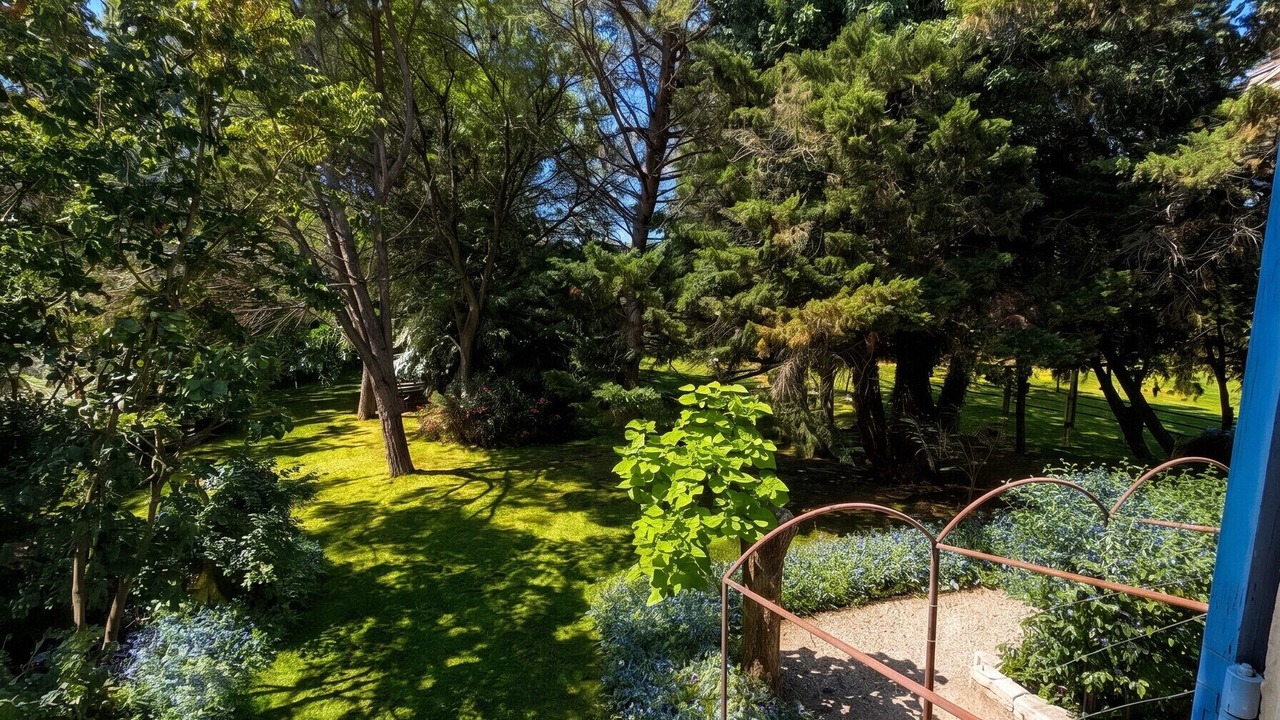 Photo of Outdoor in Albaron