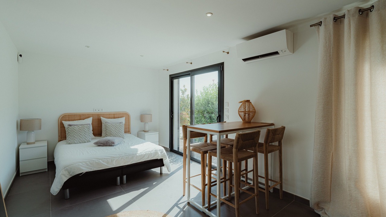 Photo of Bedroom in Sainte-Maxime - Saint-Tropez