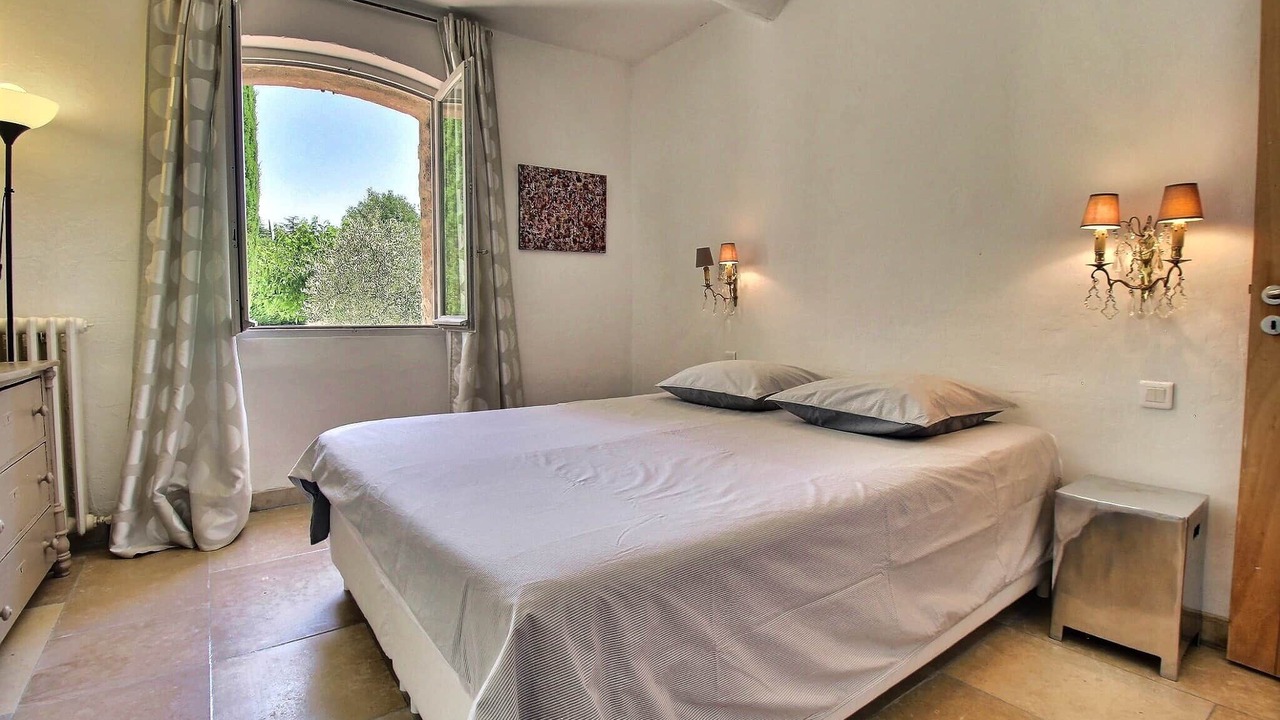 Photo of Bedroom in Lourmarin