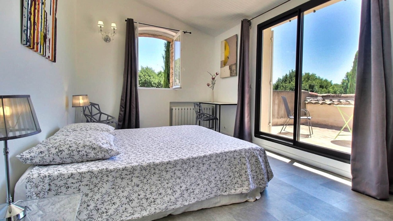 Photo of Bedroom in Lourmarin