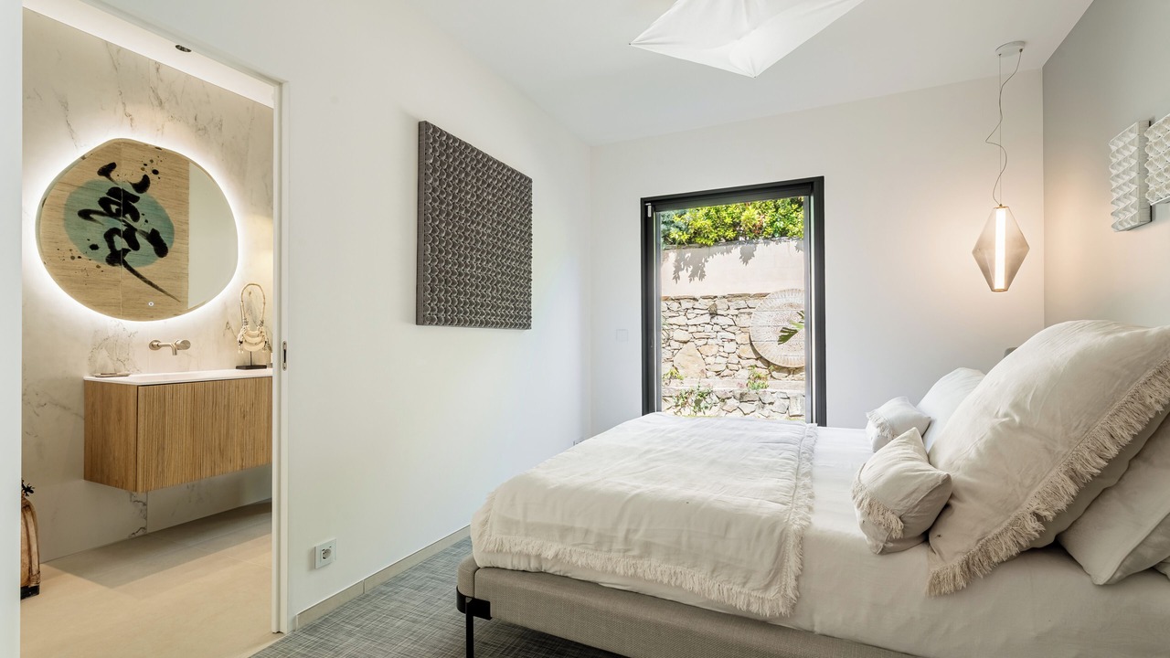 Photo of Bedroom in Hyeres