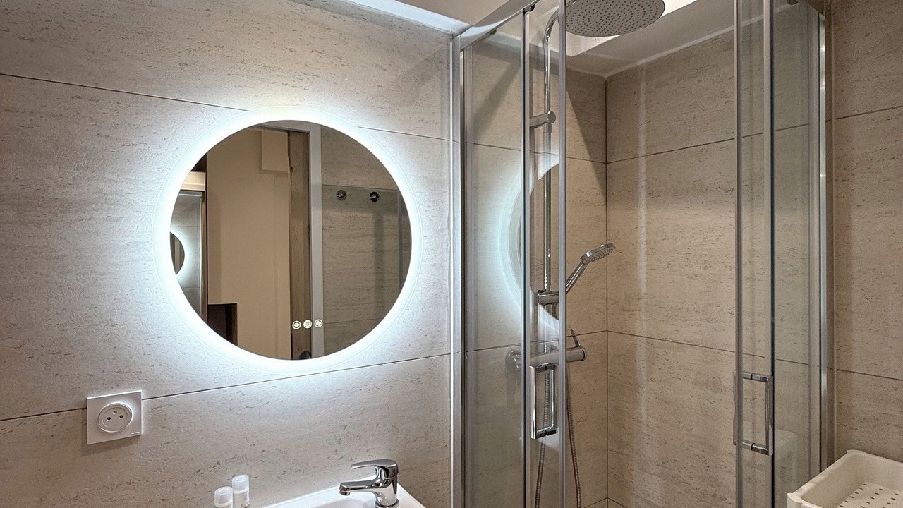 Photo of Bathroom in Gambetta