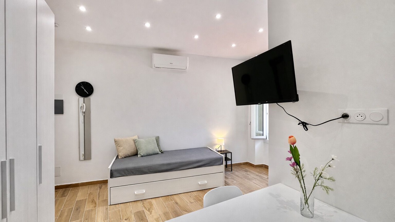 Photo of Bedroom in Old Town