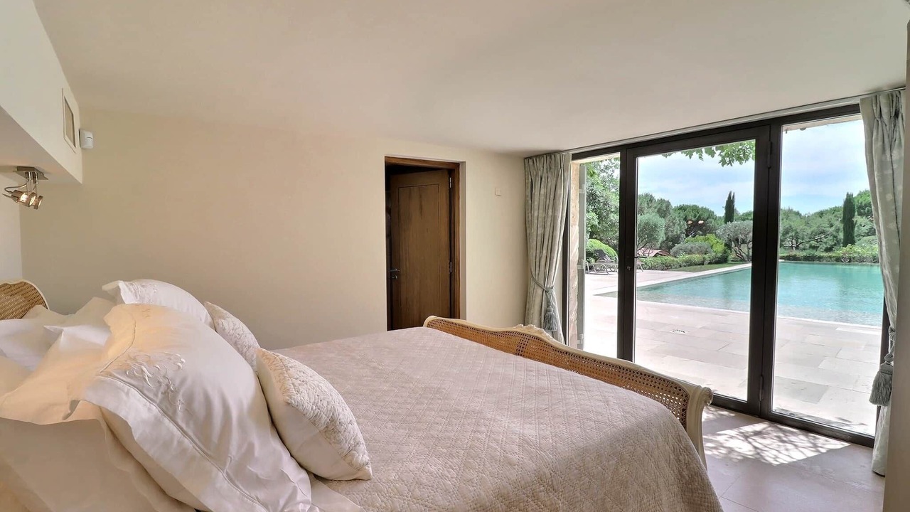 Photo of Bedroom in Les Baux-de-Provence