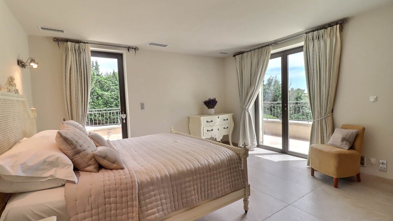 Photo of Bedroom in Les Baux-de-Provence