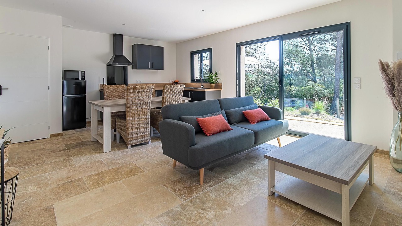 Photo of Livingroom in Pelissanne