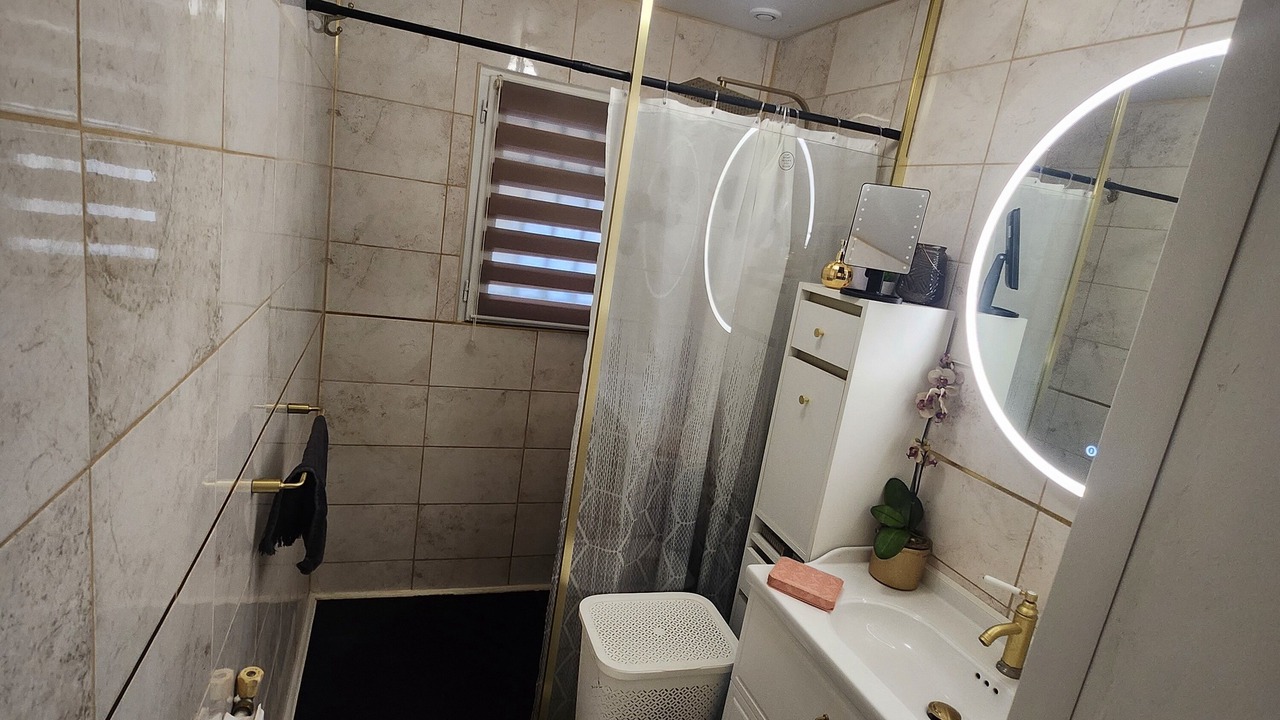 Photo of Bathroom in Grezan