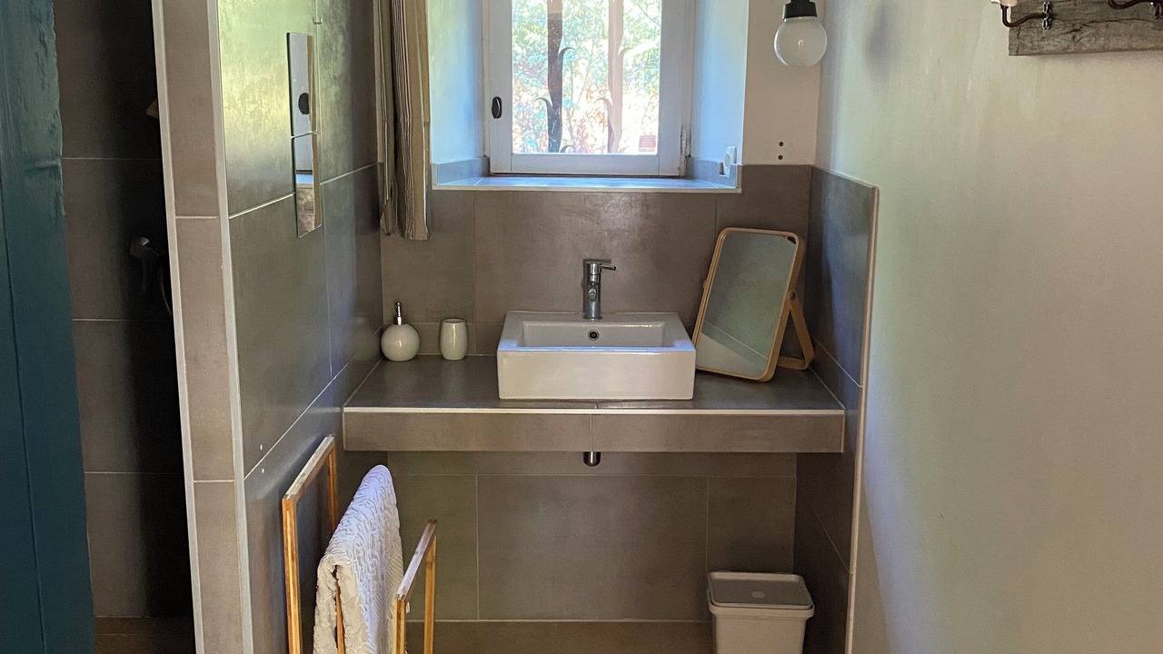Photo of Bathroom in Cavaillon