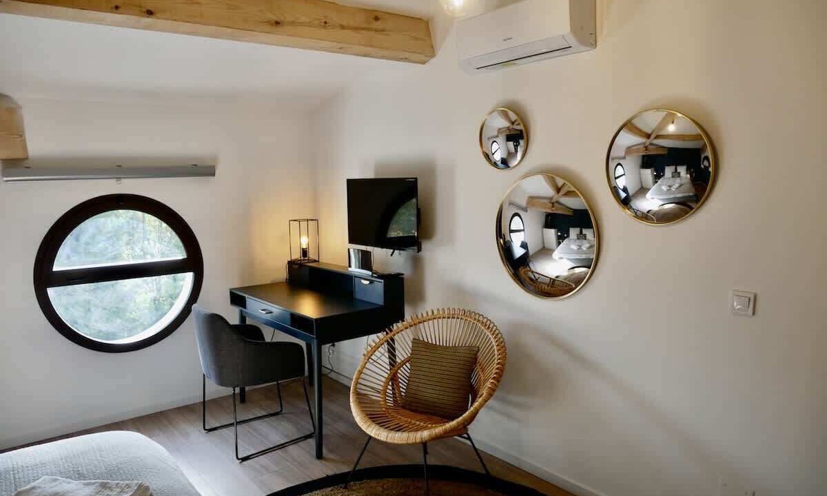 Photo of Bedroom in Ventabren