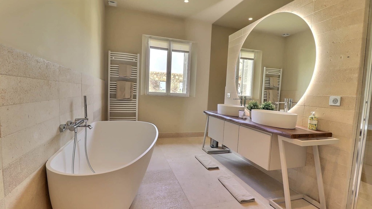 Photo of Bathroom in Maillane