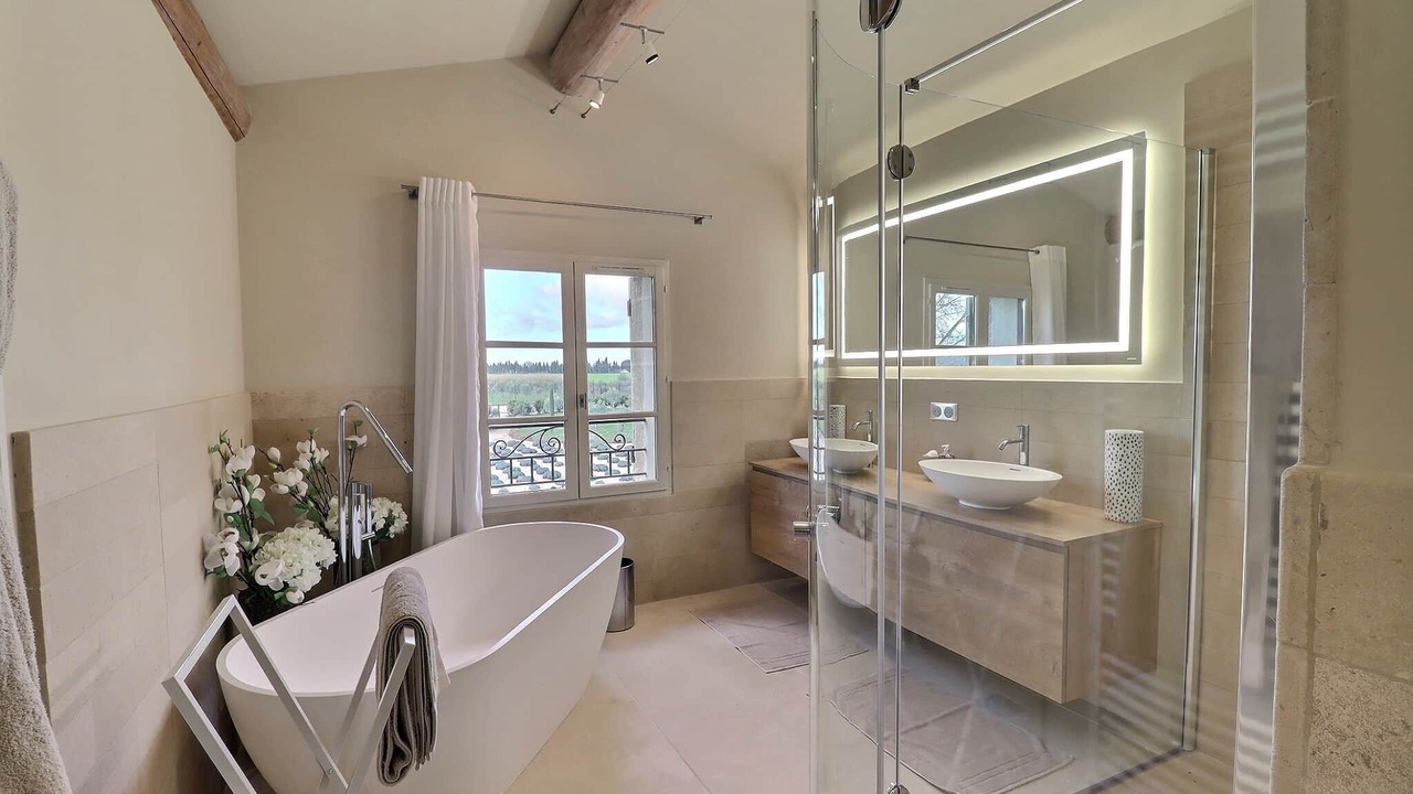 Photo of Bathroom in Maillane