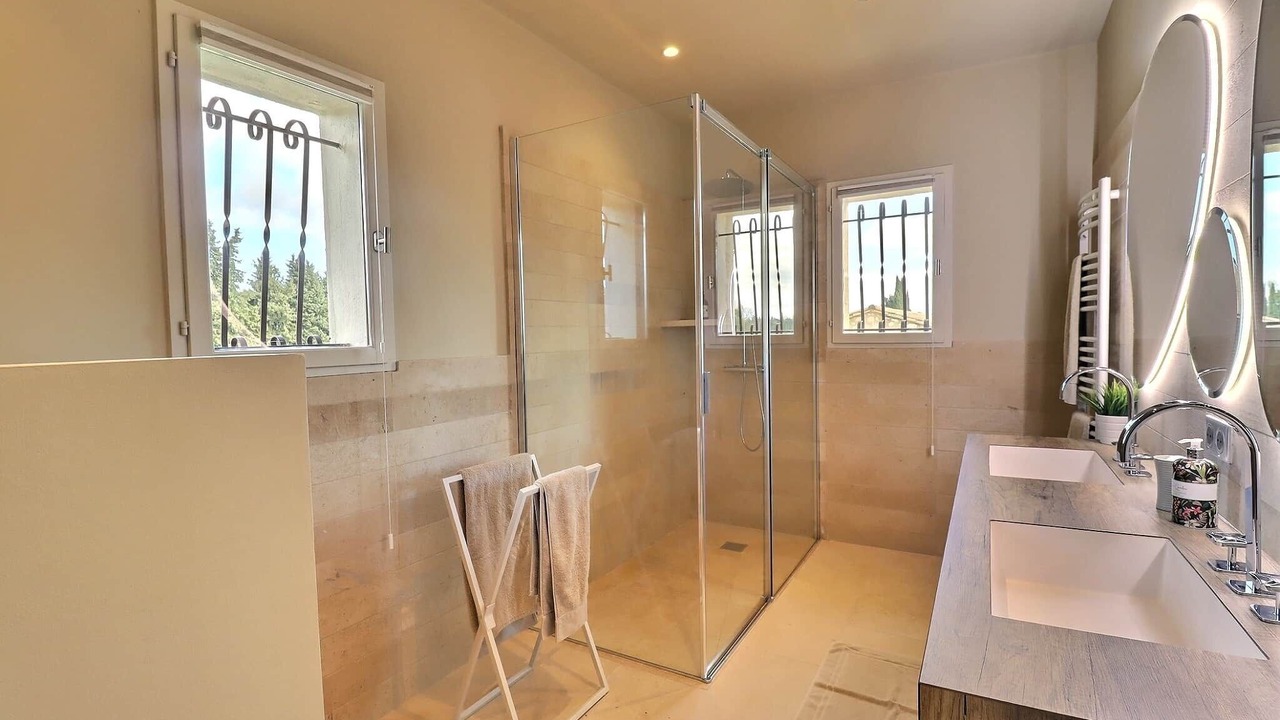 Photo of Bathroom in Maillane