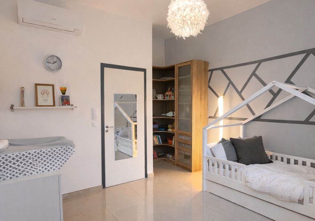 Photo of Bedroom in Roquefort-les-Pins