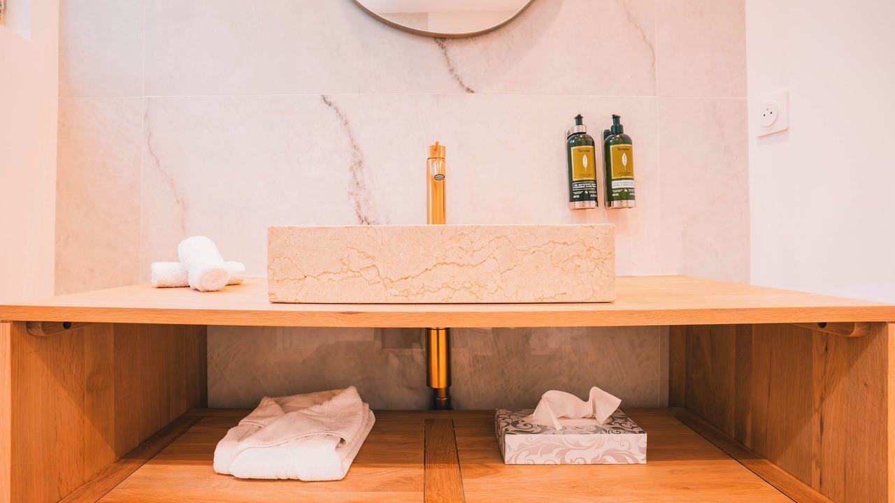 Photo of Bathroom in Prado-Perier