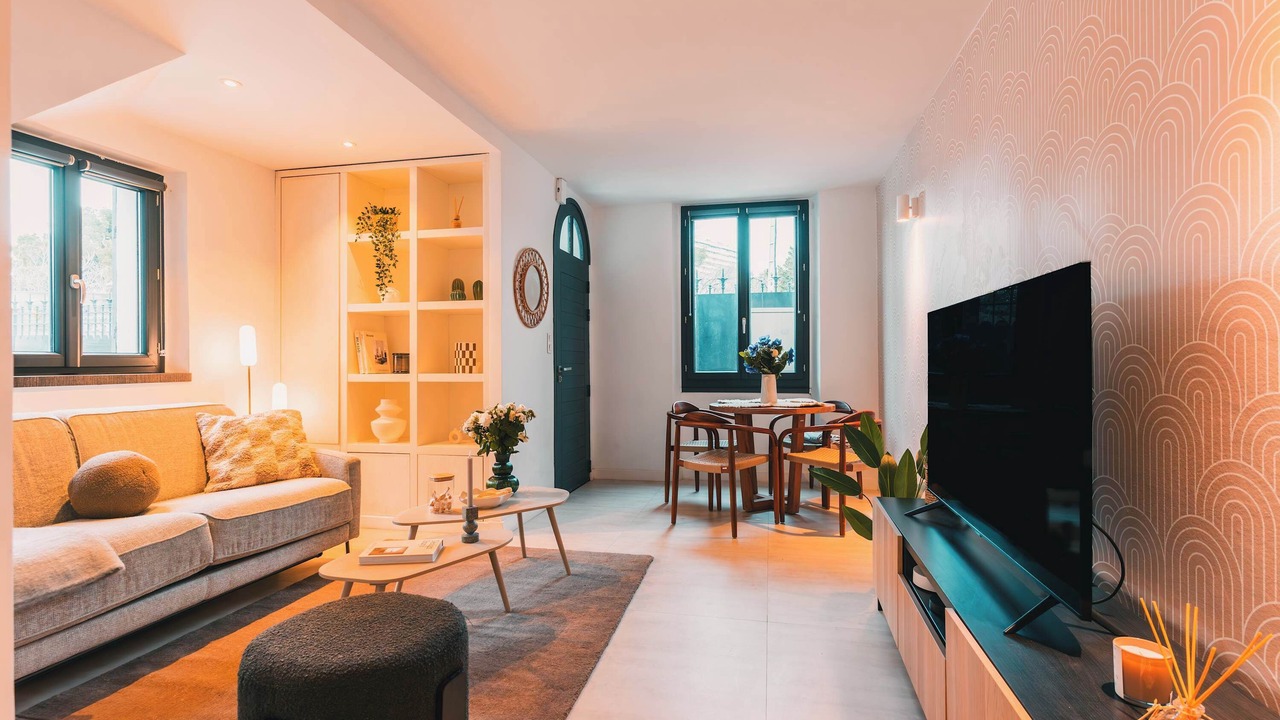 Photo of Livingroom in Prado-Perier
