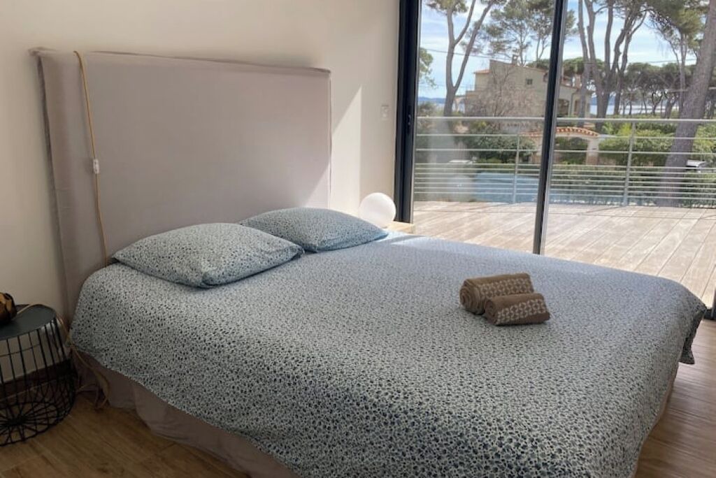 Photo of Bedroom in Hyeres