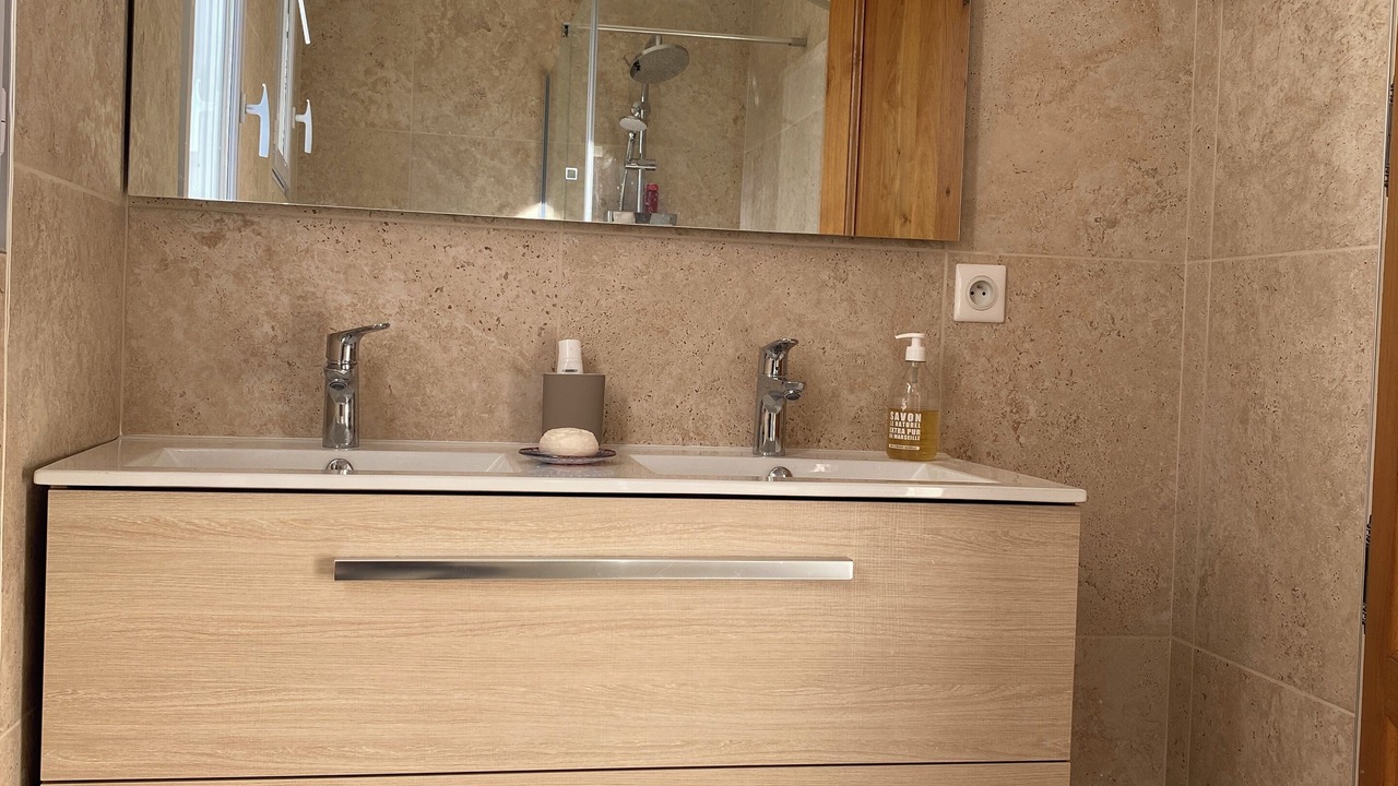 Photo of Bathroom in Eygalieres