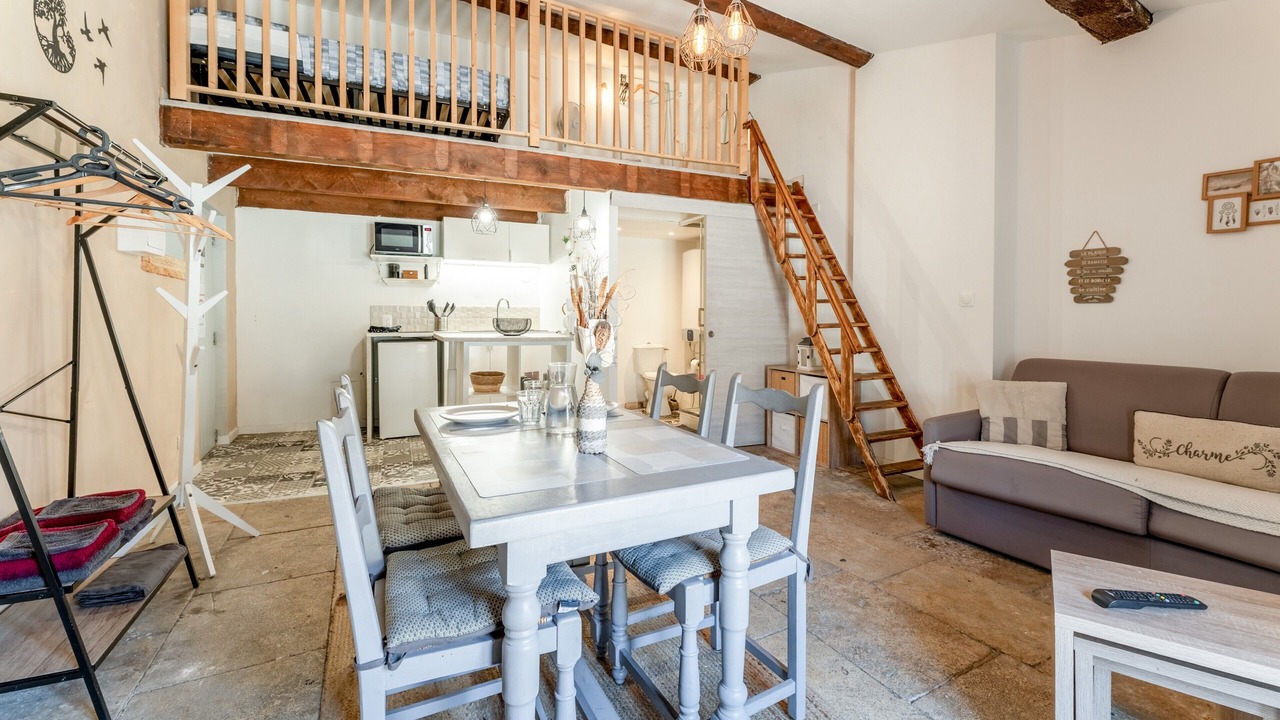 Photo of Livingroom in Beaucaire