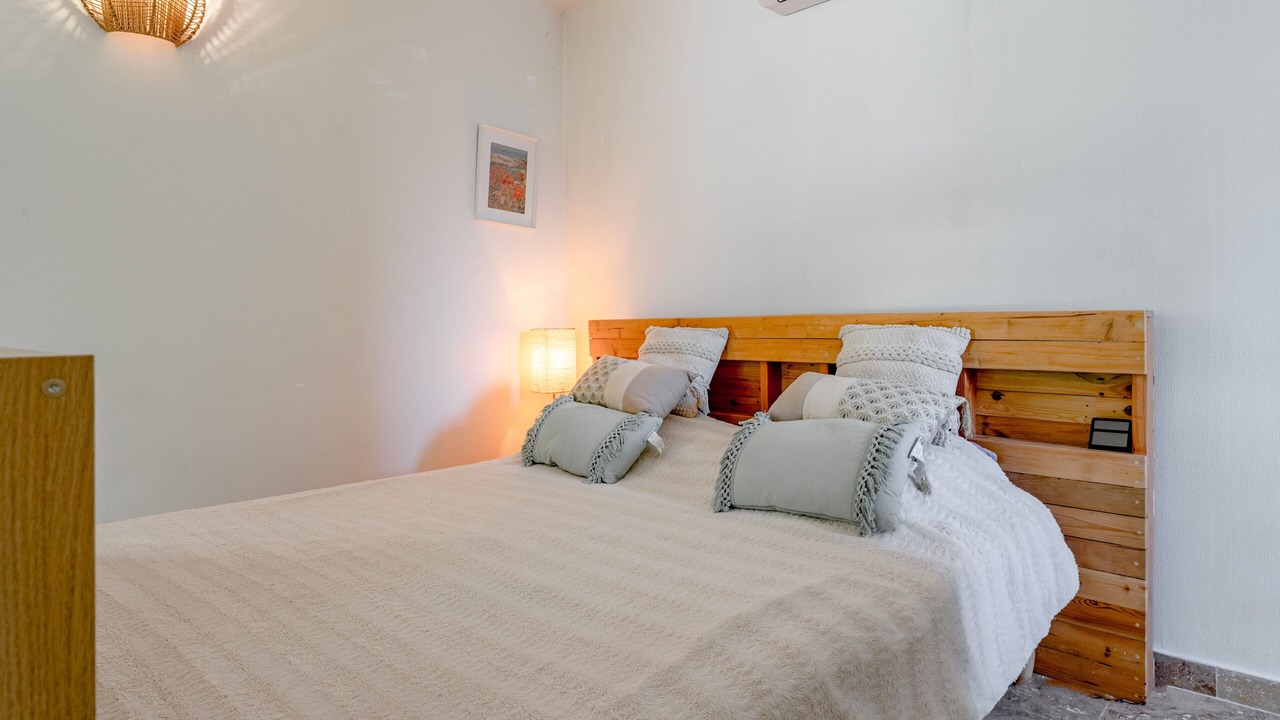 Photo of Bedroom in Plan-d'Orgon