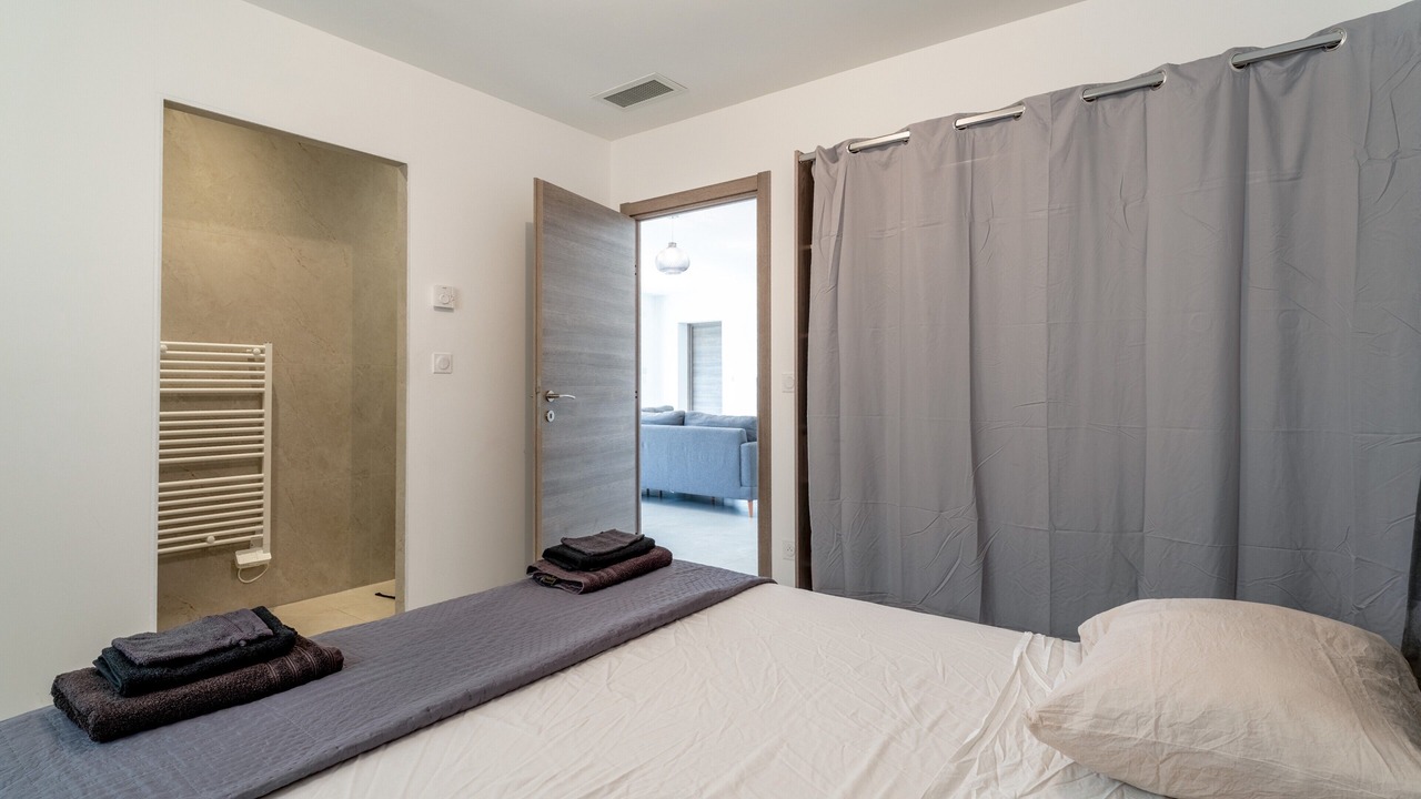 Photo of Bedroom in Beaucaire