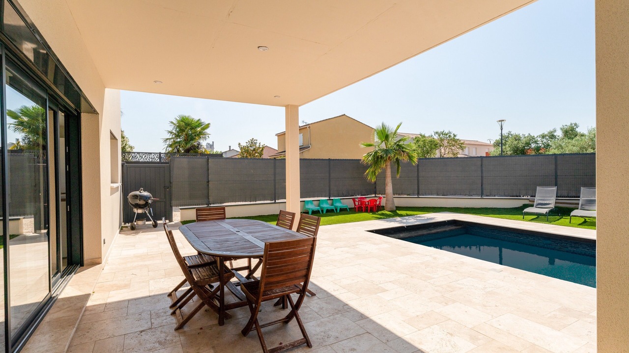 Photo of Outdoor in Beaucaire