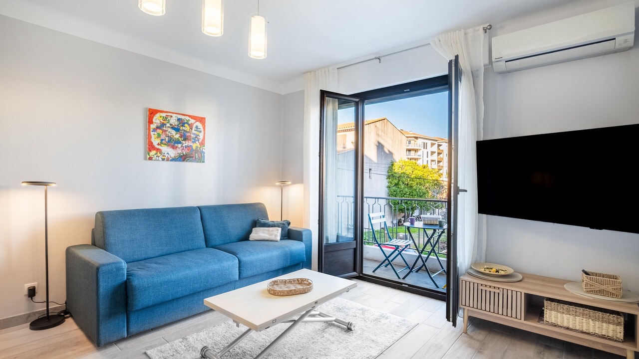 Photo of Livingroom in Frejus Plage