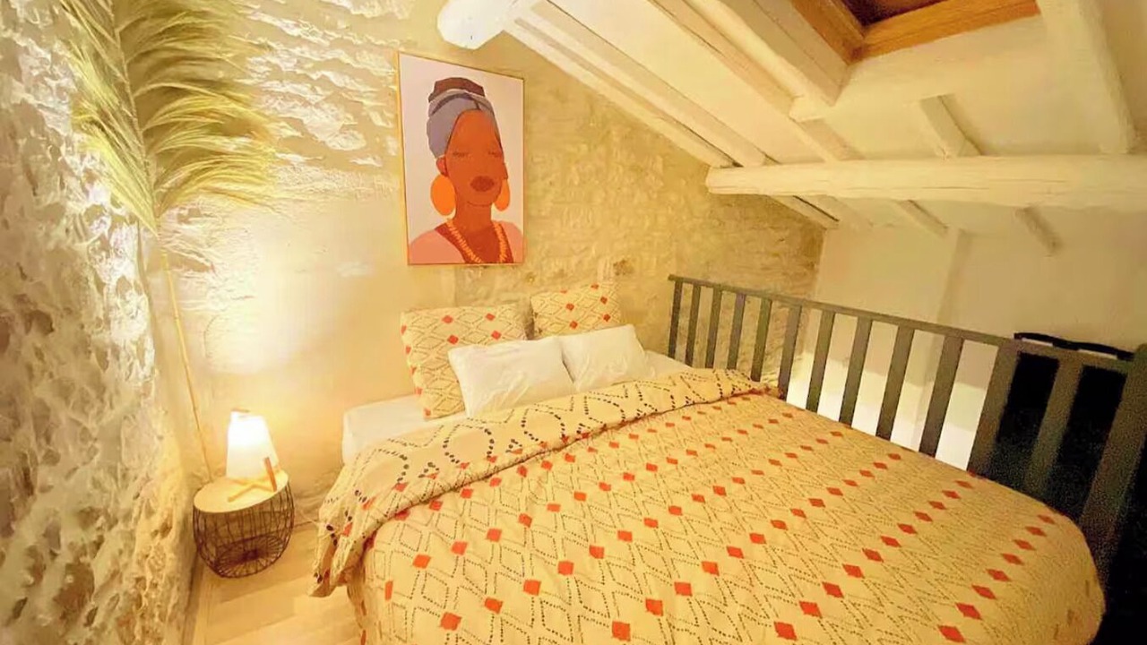 Photo of Bedroom in Faubourg
