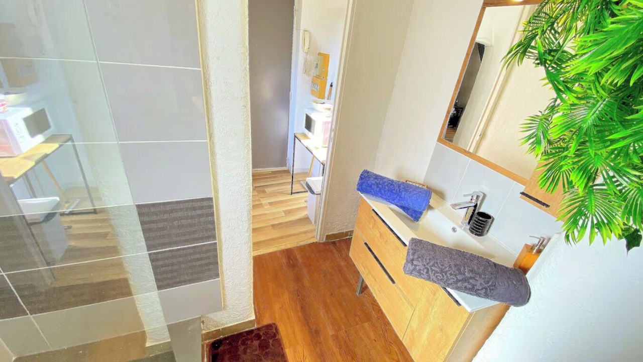 Photo of Bathroom in Faubourg