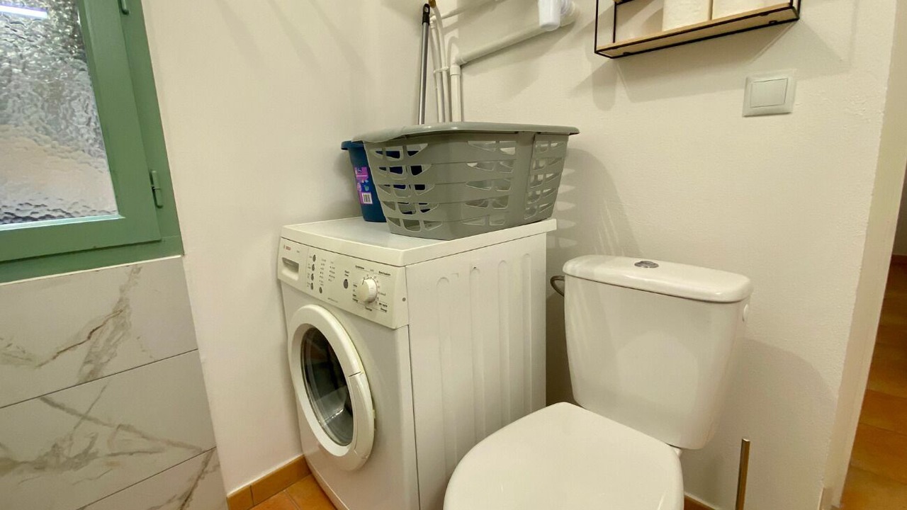 Photo of Bathroom in Nimes City Centre