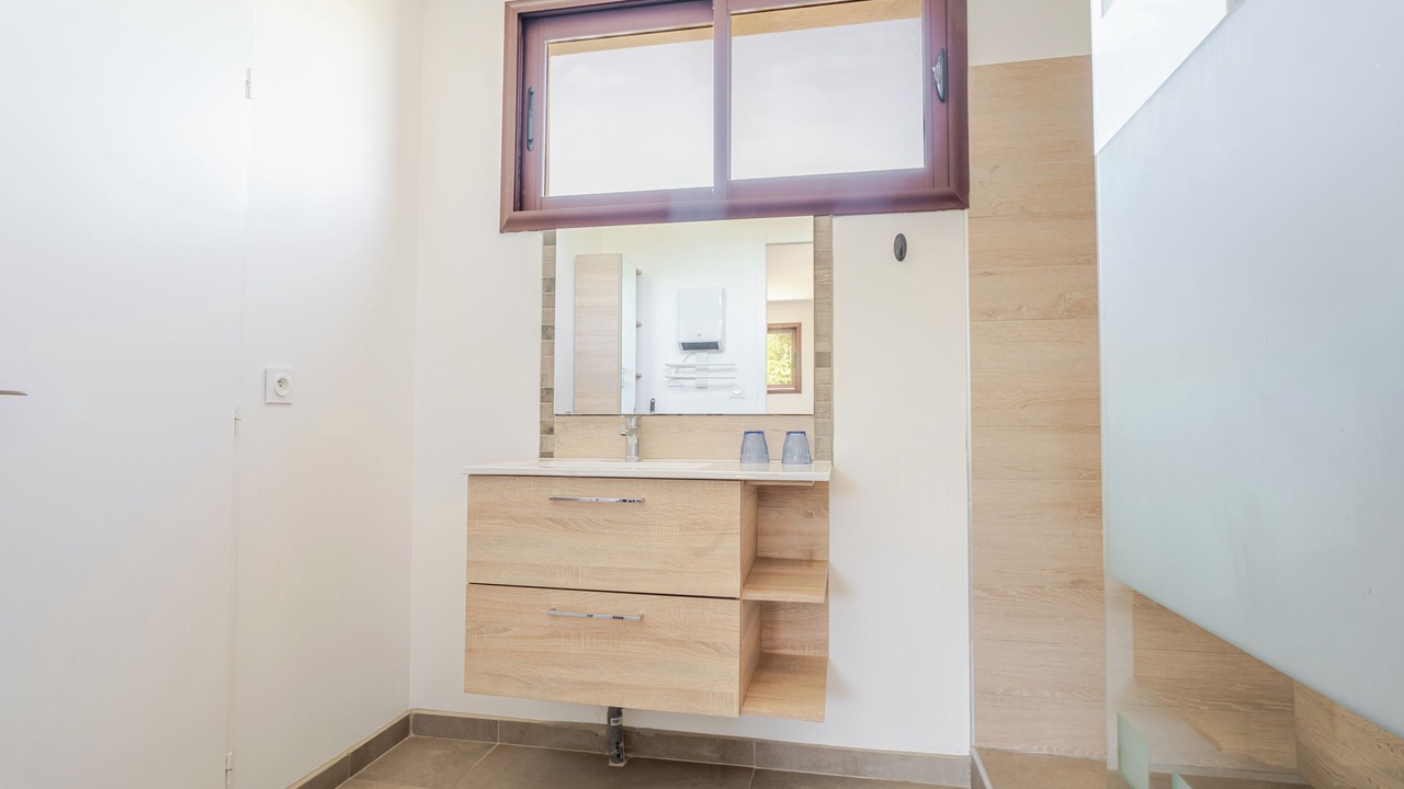 Photo of Bathroom in Laverune