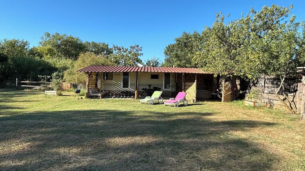 Photo of Outdoor in Saliers